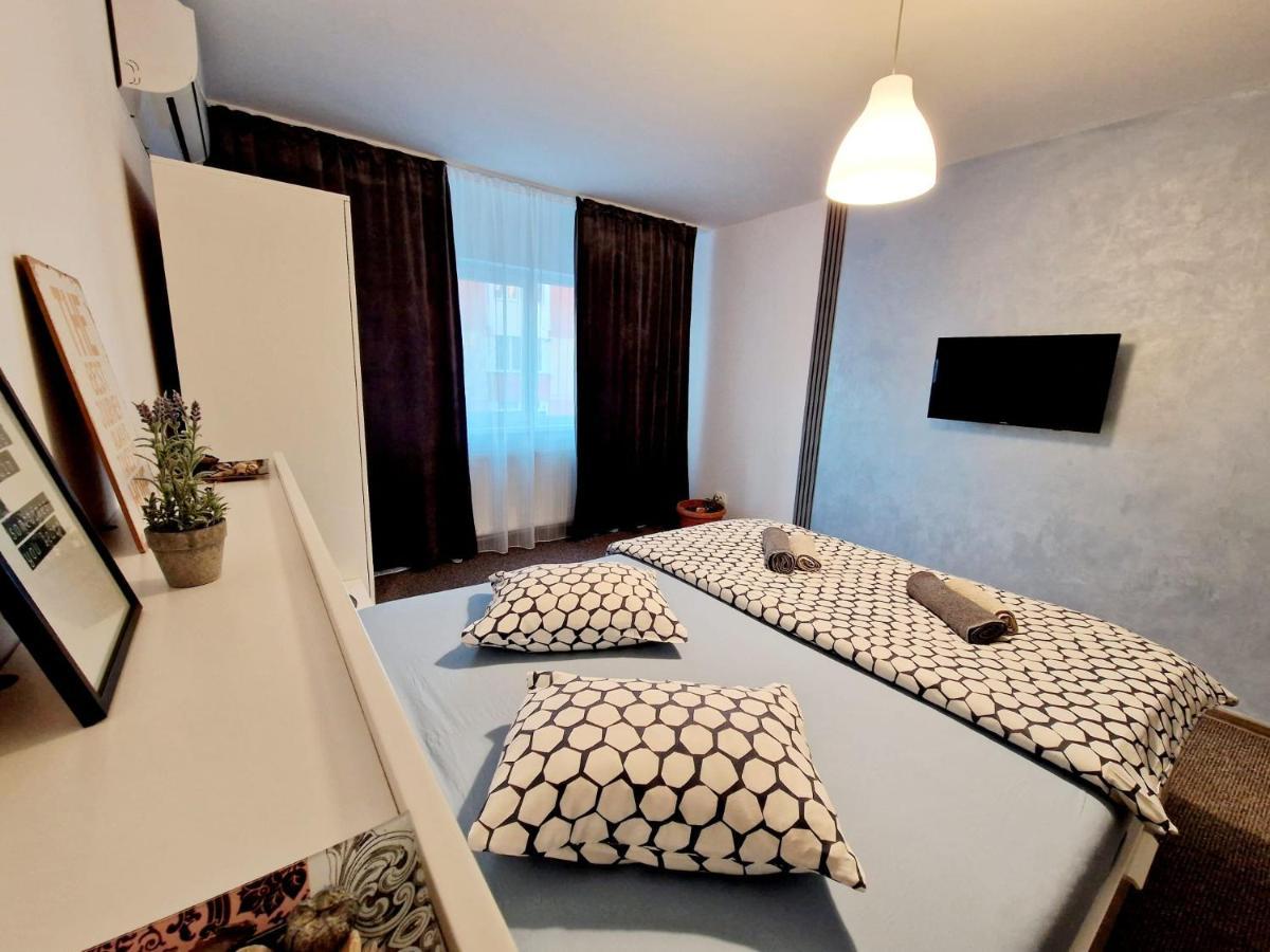Marcos Apartments - Stanisoarei - Self Check-In Решица Екстериор снимка